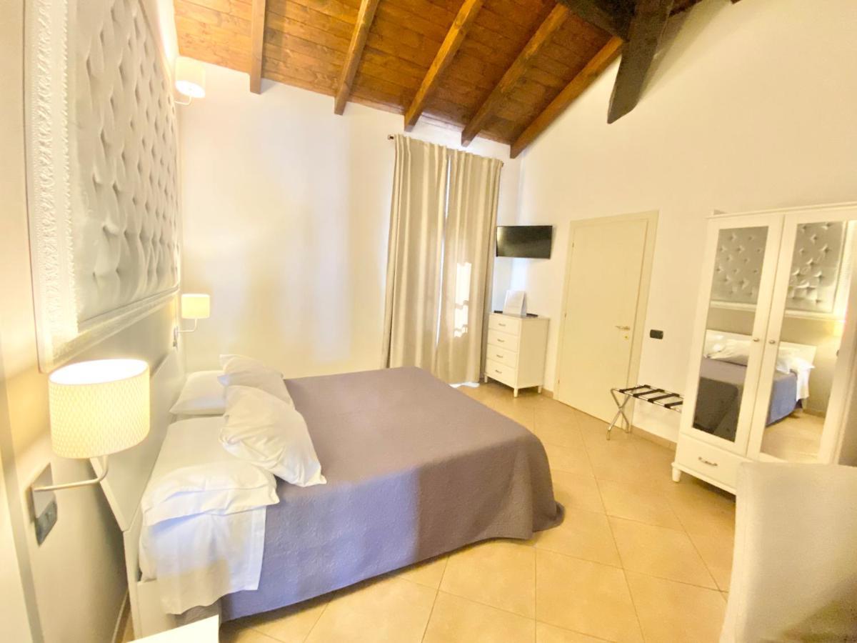 B&B Stazione Don Camillo Brescello Exterior photo